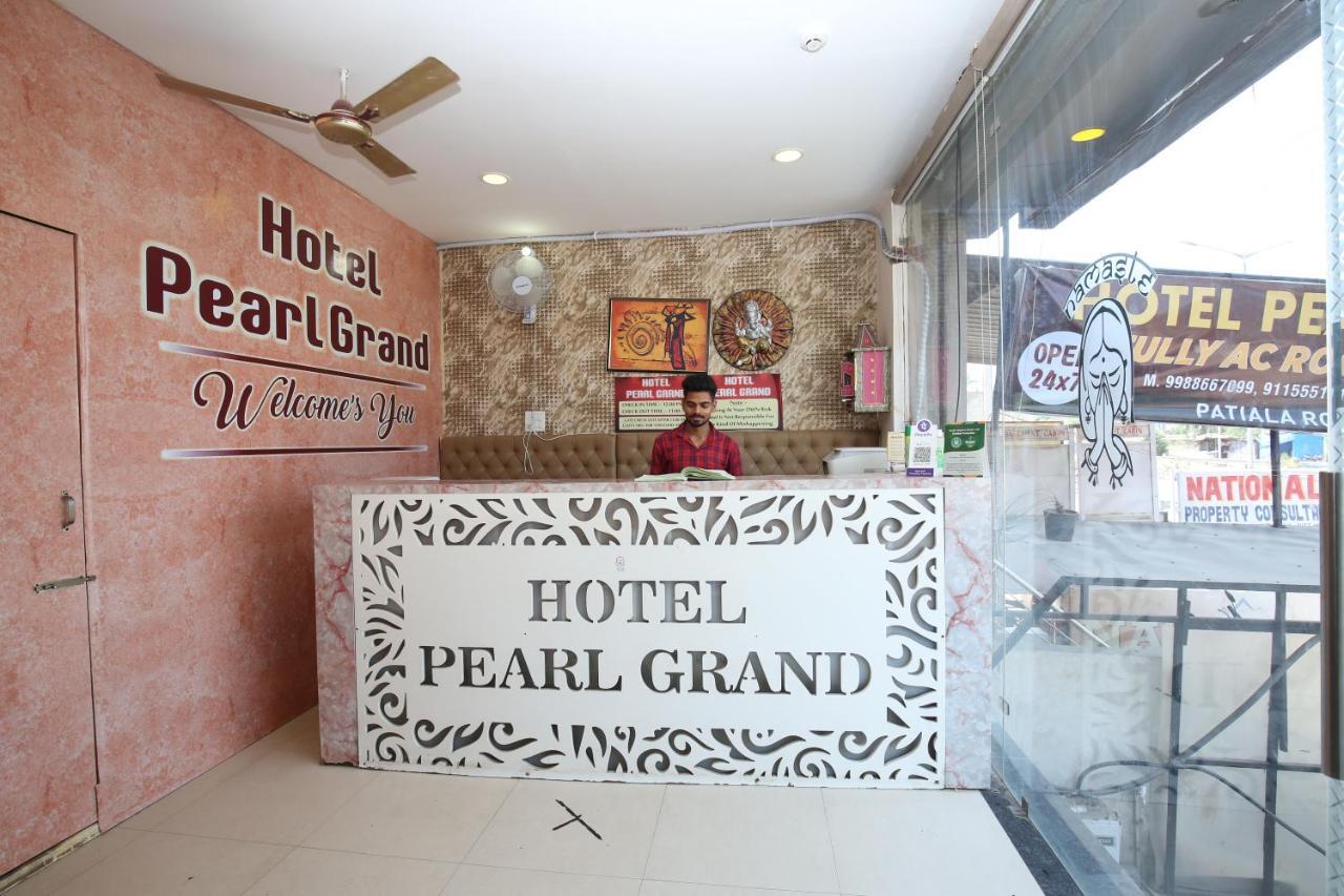 Hotel Pearl Grand & Banquet Zirakpur Экстерьер фото
